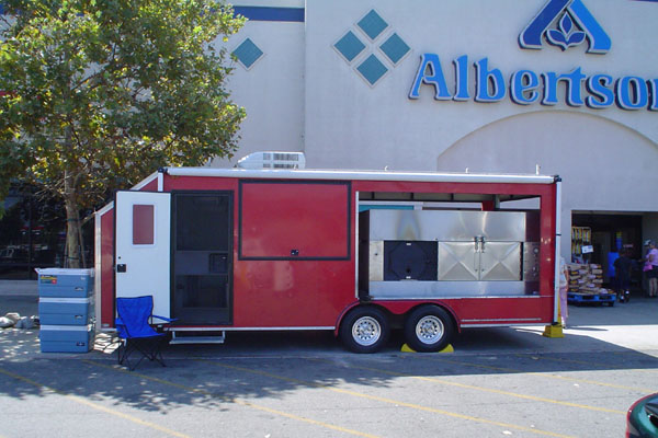 Vending at Albertson's Market in Lakewood, CA